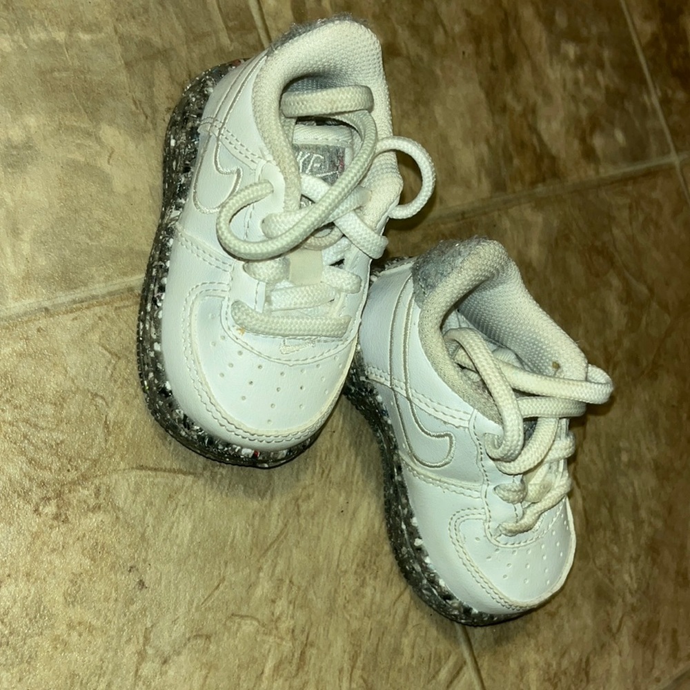 Baby Nike 2c